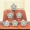 Set 12 clești de păr floare metalică cu perlă și cristale G230