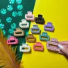 En-gros Clești de păr siliconați mat - model rectangular cu lanț - set 12 culori pastel - vânzare en-gros pentru revânzare