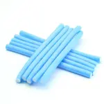 Bigudiuri din burete lungi flexibile, culori mov și albastru