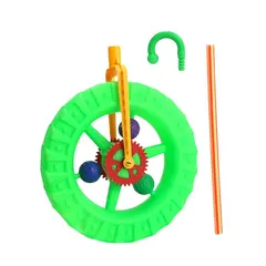 Roată de Împins din Plastic, Model Mare cu Mâner Ergonomic, Efecte Sonore Mecanice, Înălțime Totală 55 cm, Multicolor