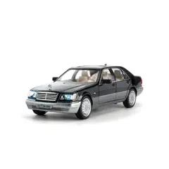 Mașină metalică Mercedes-Benz S-Class (W140), Sunete și lumini, scara 1:24