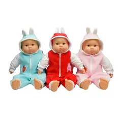 Păpușă Bebeluș "Sweet Cuddles", cu Body din Bumbac și Căciuliță Asortată, 30 cm