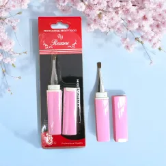 Pensetă sprâncene profesională cu teacă