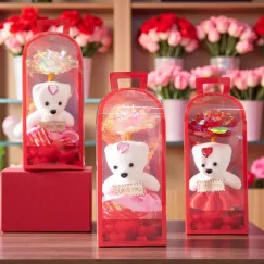 Cutie cadou cu ursuleț și floare decorativă 18×8 cm - I401