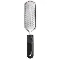 Răzuitor pentru călcâie din inox cu mâner negru ergonomic