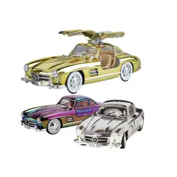 Mașinuță Metalică de Colecție Mercedes-Benz 300SL "Gullwing", Scara 1:24, Uși Tip Aripi de Pescăruș, Sunete și Lumini