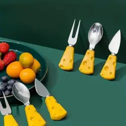 Set 3 Ustensile Premium pentru Servire, Mâner Ceramic Alb și Finisaj Auriu (Cuțit, Furculiță, Lingură)