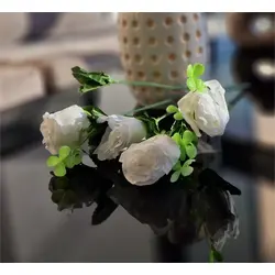 Buchet de Trandafiri Artificiali cu 5 Capete, Aspect Realist, Înălțime 30 cm