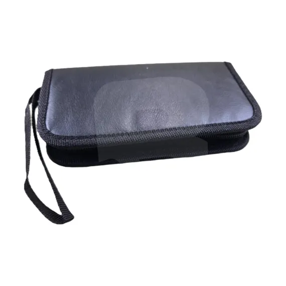 Trusă pedichiură profesională 9 piese din inox în etui negru cu fermoar și mâner