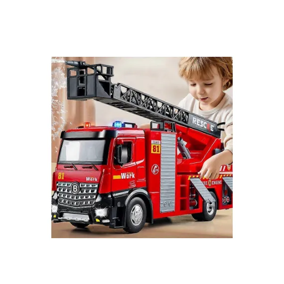 Camion de Pompieri "Rescue Hero" cu Cabină Metalică, Pompă de Apă Funcțională, Scară Rotativă, Lumini și Sunete