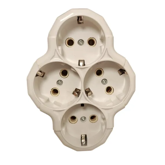 Triplu Ștecher Stea cu Ceramică și Împământare, 4 Posturi