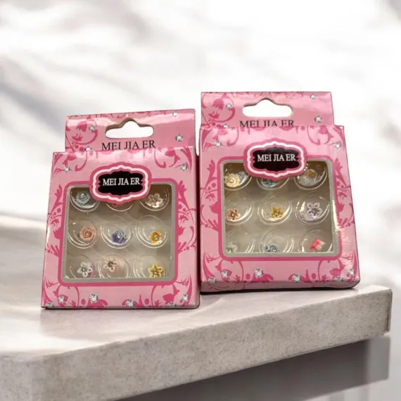 Set flori acrilice 3D pentru decor unghii - 12 bucăți/cutie