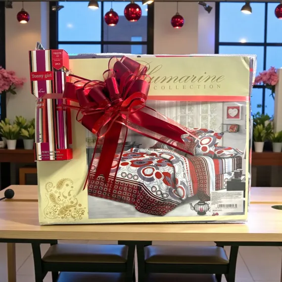 Set cadou H803 femei rafinate cu lenjerie și parfum cu cremă de mâini