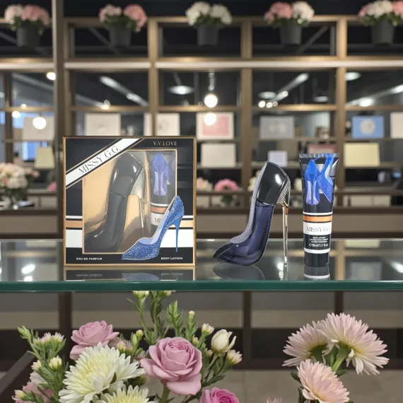 Set cadou parfumat pentru femei cu parfum si lotiune - editie eleganta