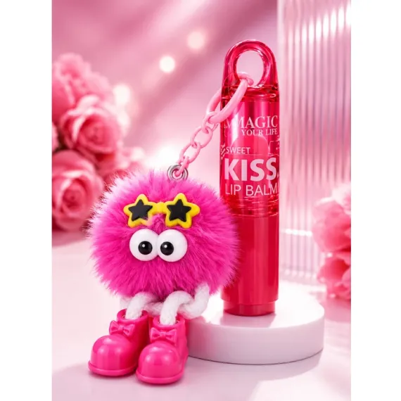 En-gros Balsam de Buze cu Breloc și Pompon Pufos Magic Your Life LC526 - Set 12 Bucăți - vânzare en-gros pentru revânzare