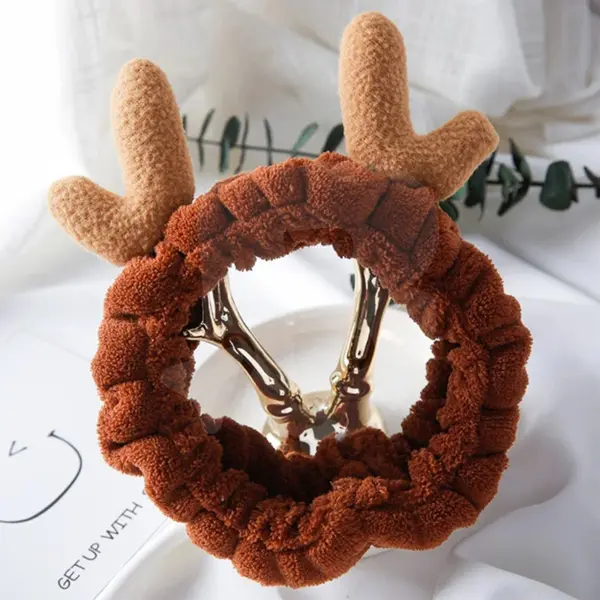 Bentită cosmetică cărămizie cu coarne de ren, material pufos