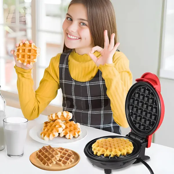 Aparat de vafe electric compact culoare roșie