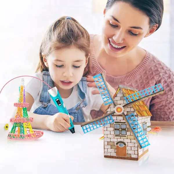 Creion 3D folosit în activități creative și educative pentru copii și adulți