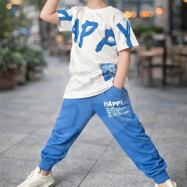 Compleu subțire pentru băieți albastru deschis cu tricou și pantaloni din bumbac