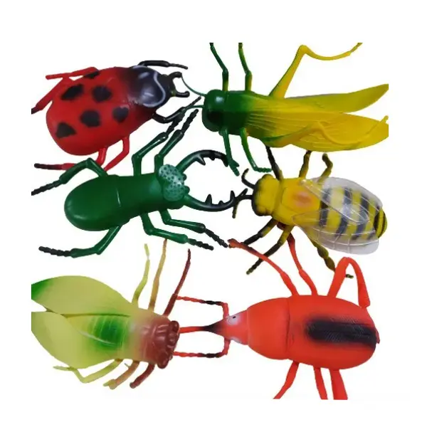 Set 6 Figurine Insecte Gigant, Detalii Realiste, Material Flexibil și Rezistent, Dimensiuni 12-18 cm, Multicolor