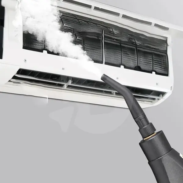 Curățare unitate aer condiționat cu aparat de curățat cu abur