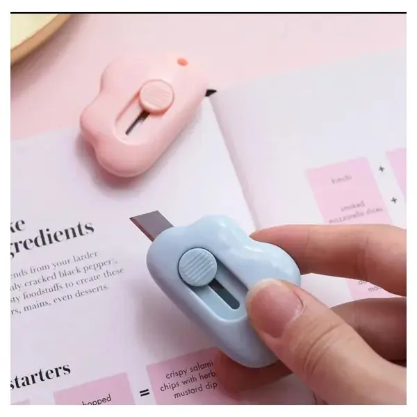 Cutter mini portabil pentru tăiat hârtie, design compact și sigur