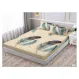 Set Husă de Pat din Finet cu Elastic, 180x200 cm, Model Pene Albastre și Fluturași, 2 Fețe de Pernă