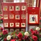 Mărțișor broșă 24 set în cutii roșii cu fereastră, modele mixte, cadou 1 Martie